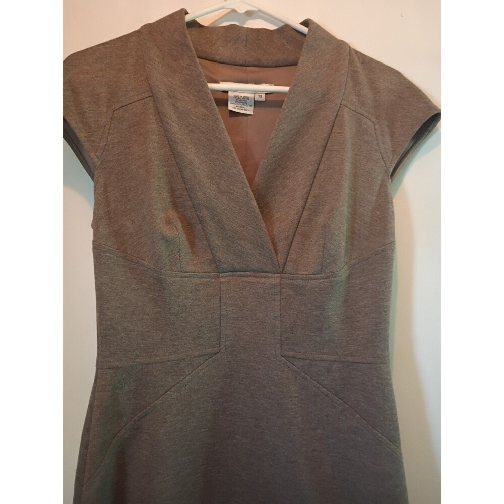 Maggy London Tan Cap Sleeve Side Zip Thick Knit Stretch Poly Dress Size 10 - Picture 3 of 8